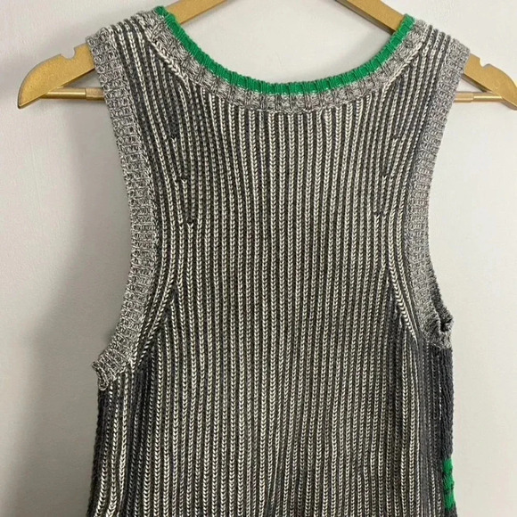 Cabi Knit Sweater Vest Tunic - Picture 12 of 13
